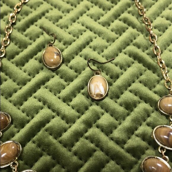 Necklace & Earring Set - Picture 3 of 5